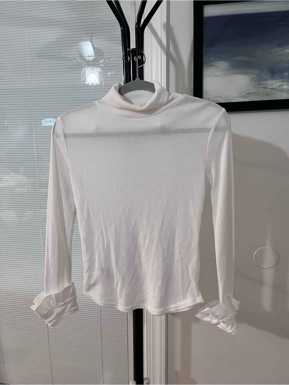 Astr White Long-Sleeve Turtleneck Top